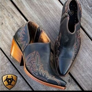 Ariat Jolene Black Leather Boot 7B